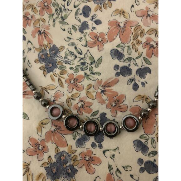 Hematite Pink Cat’s Eye Beaded Necklace 19” Swivel Beads Pre Owned Metal Glass - Picture 2 of 7